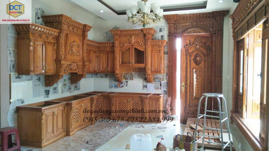 tủ bếp hoàng gia